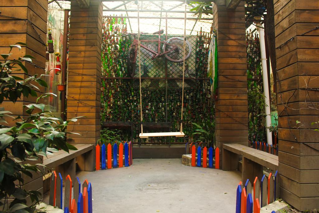 Dengba Hostel Chengdu Branch Buitenkant foto