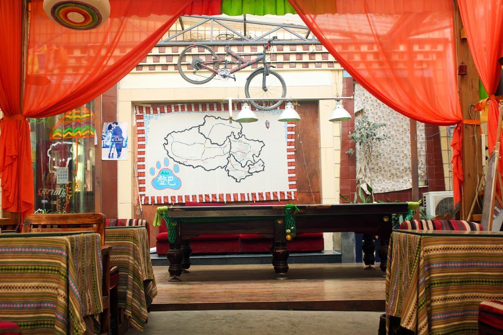 Dengba Hostel Chengdu Branch Buitenkant foto