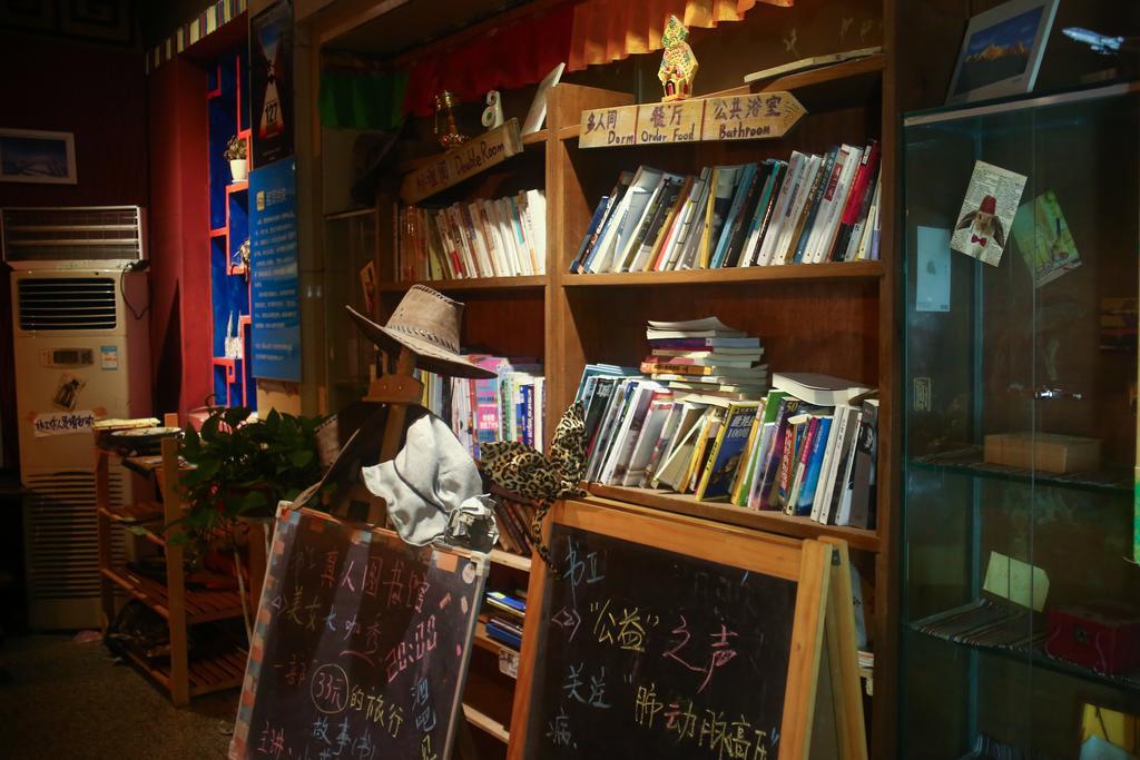 Dengba Hostel Chengdu Branch Buitenkant foto
