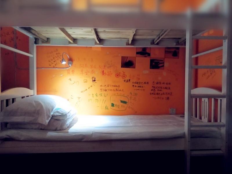 Dengba Hostel Chengdu Branch Buitenkant foto