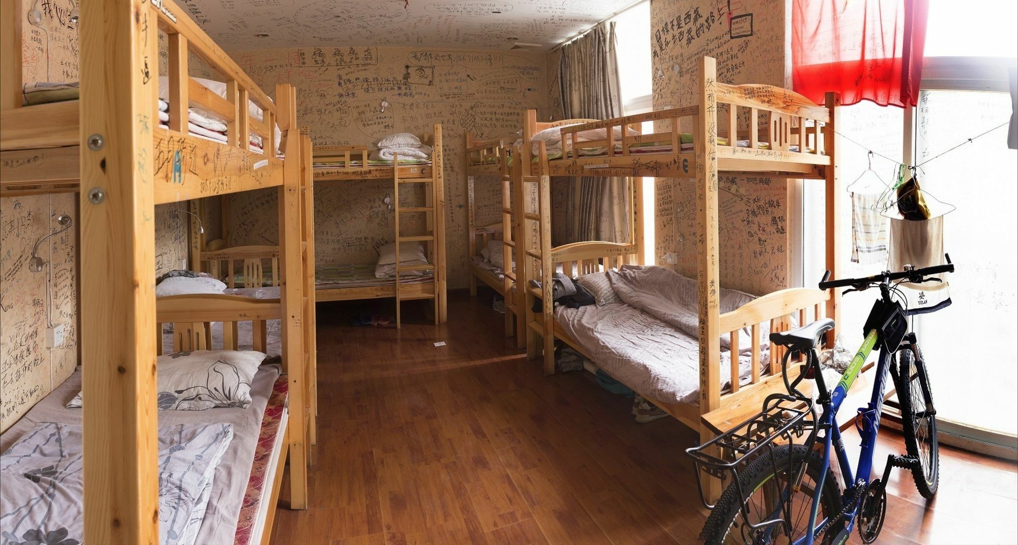 Dengba Hostel Chengdu Branch Buitenkant foto
